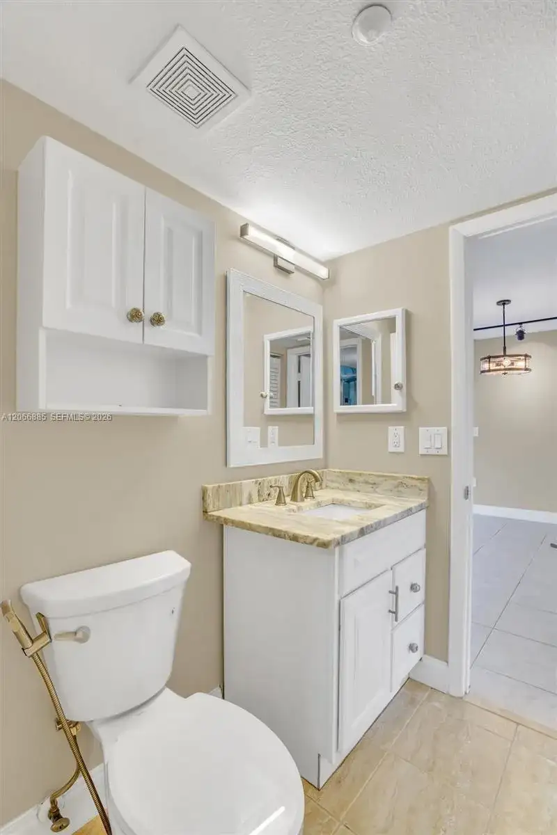 9537 Weldon Cir # I109, Tamarac FL 33321 photo 5