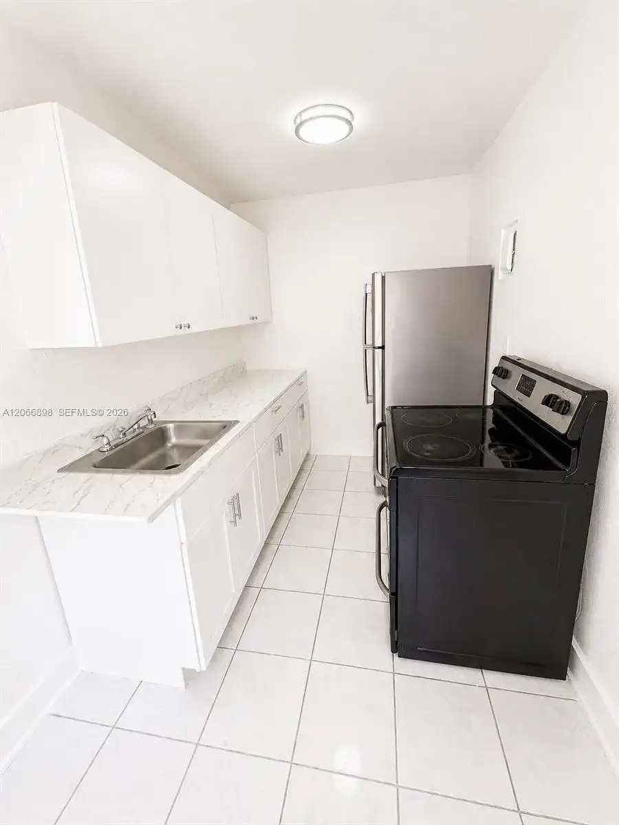 1319 Meridian Ave # 204, Miami Beach FL 33139 photo 4