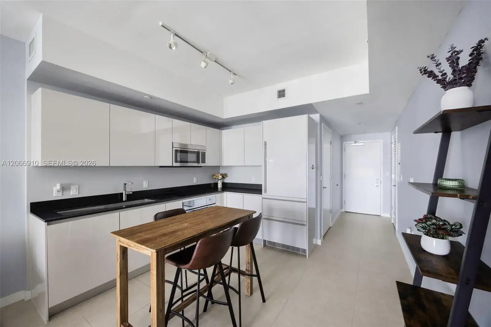 1010 Brickell Ave # 3610, Miami FL 33131 photo 3
