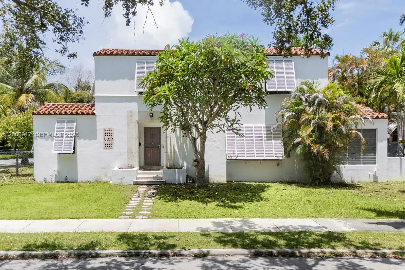 621 NE 57th St, Miami FL 33137 photo 2