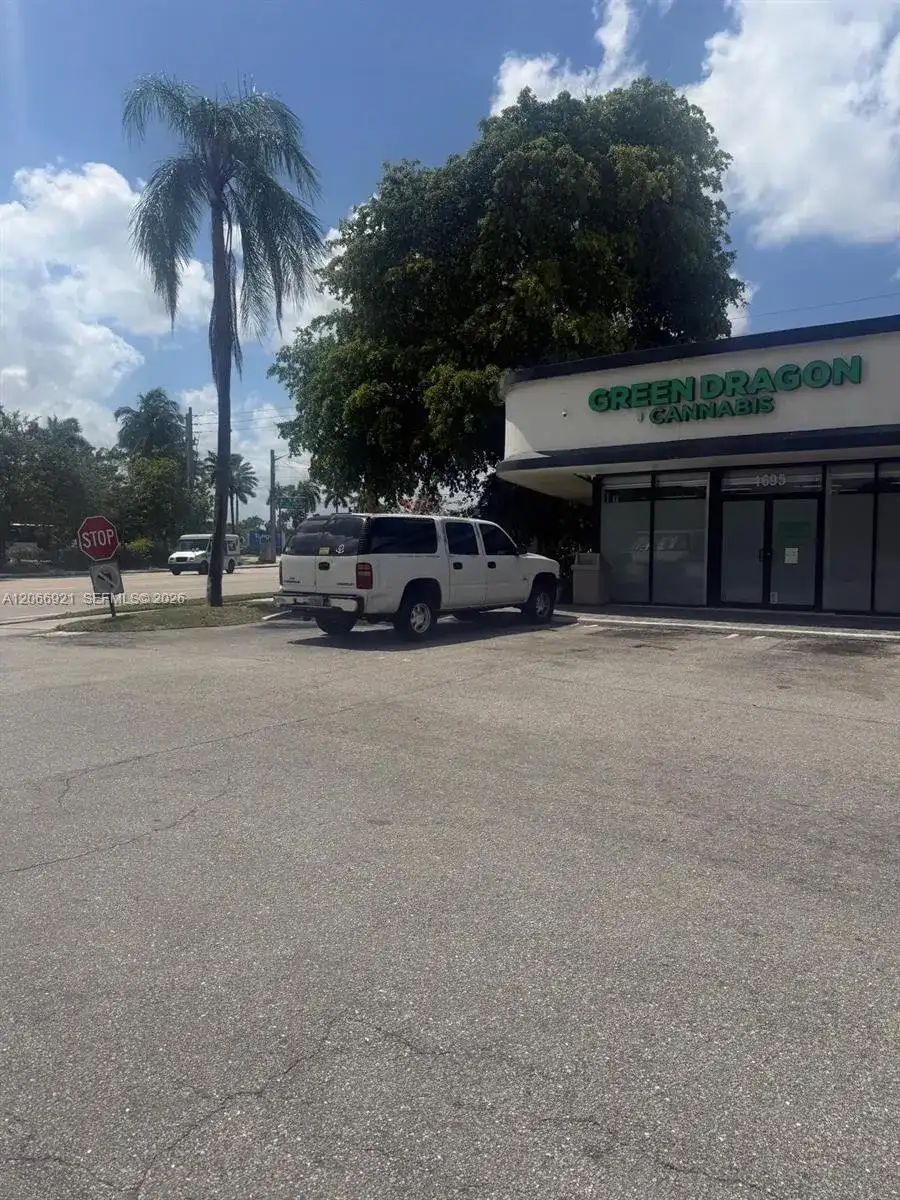 1691 Forum Place, West Palm Beach FL 33401 photo 3