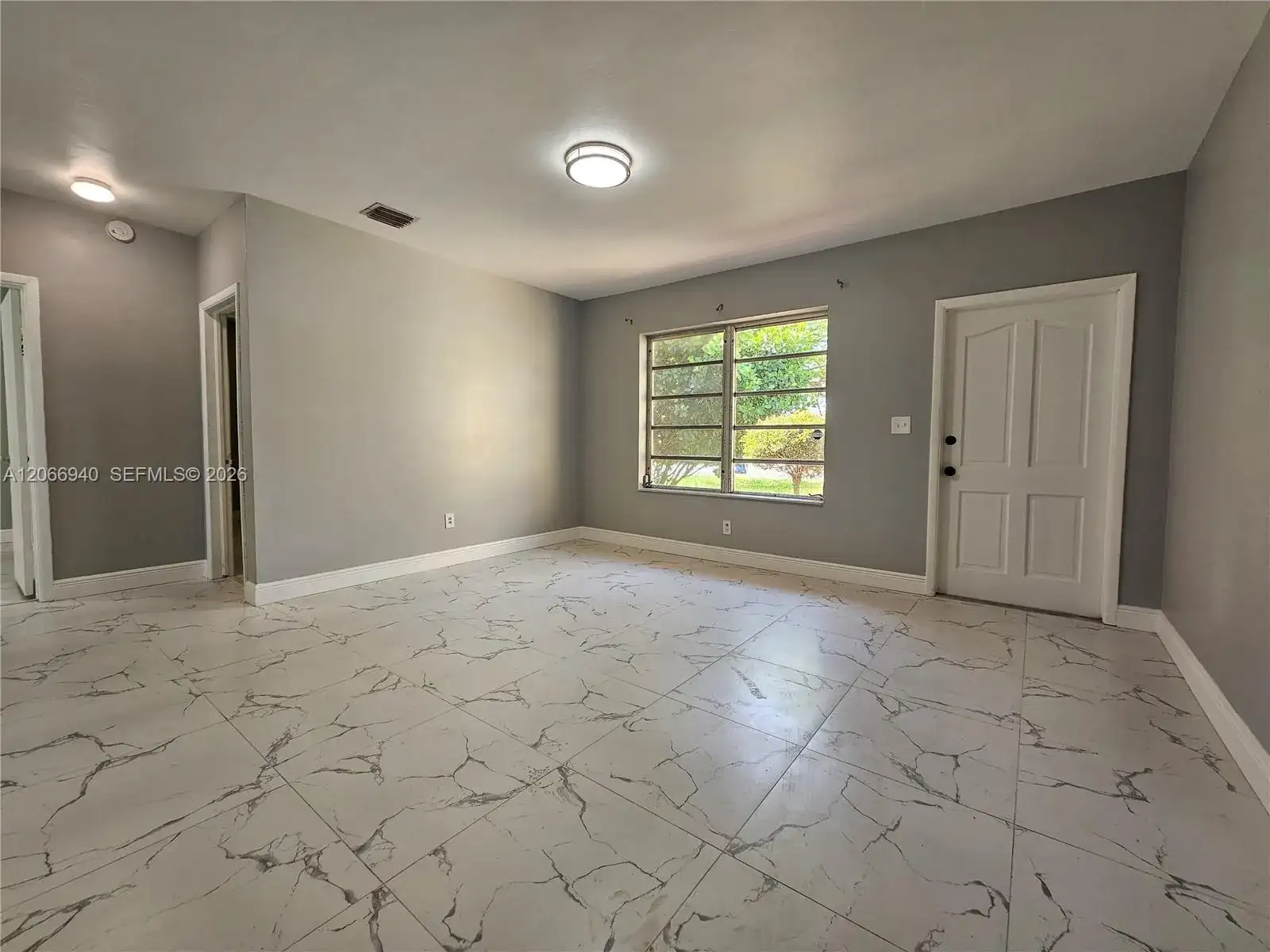 1929 NE 176th St, North Miami Beach FL 33162 photo 3
