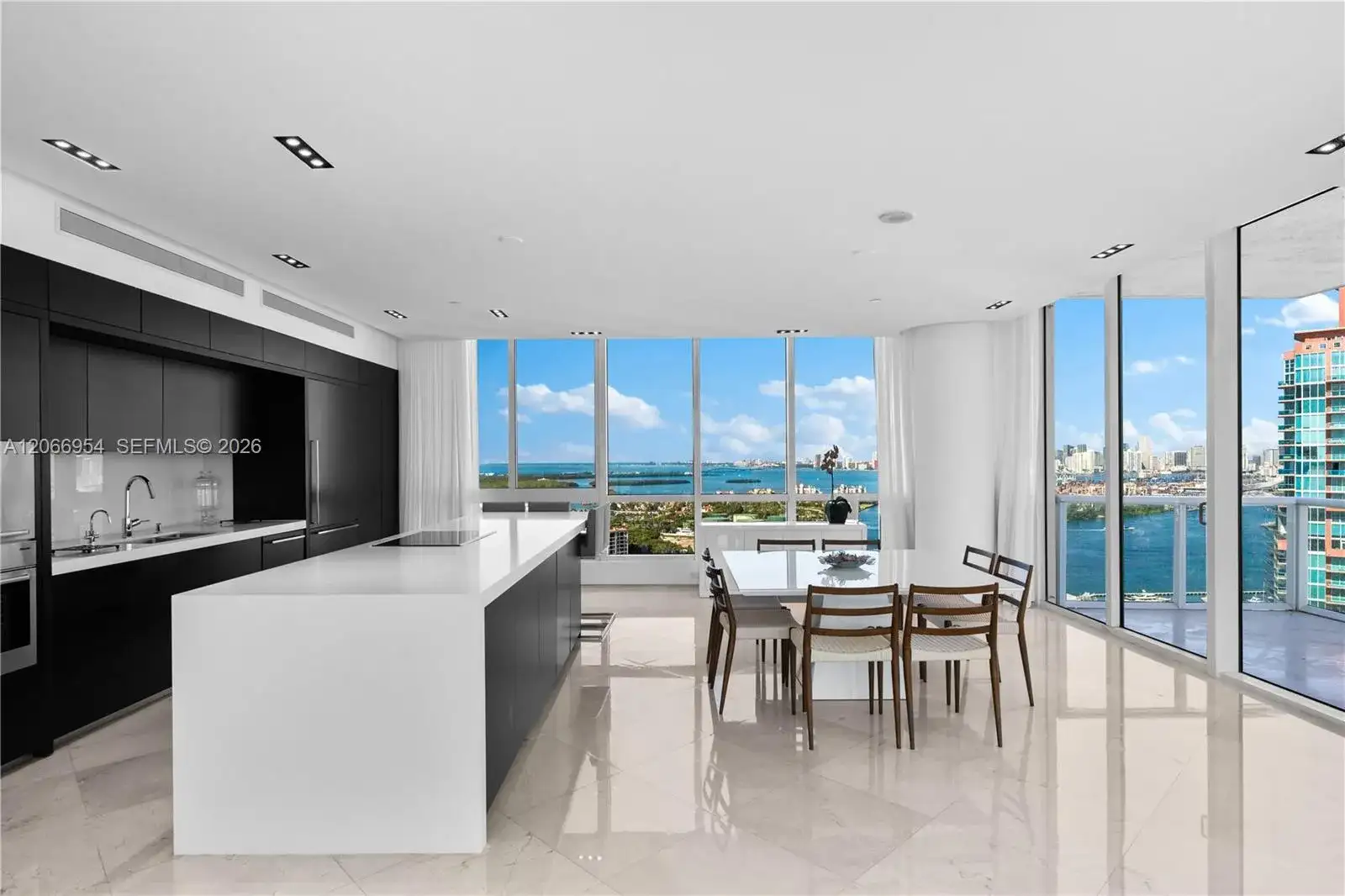 100 S Pointe Dr # 3207, Miami Beach FL 33139 photo 4