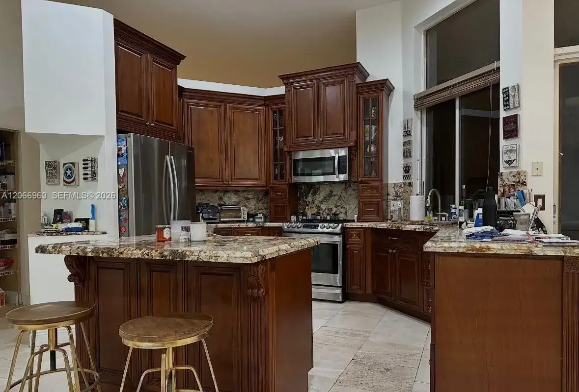 966 SPOONBILL CIR, Weston FL 33326 photo 2