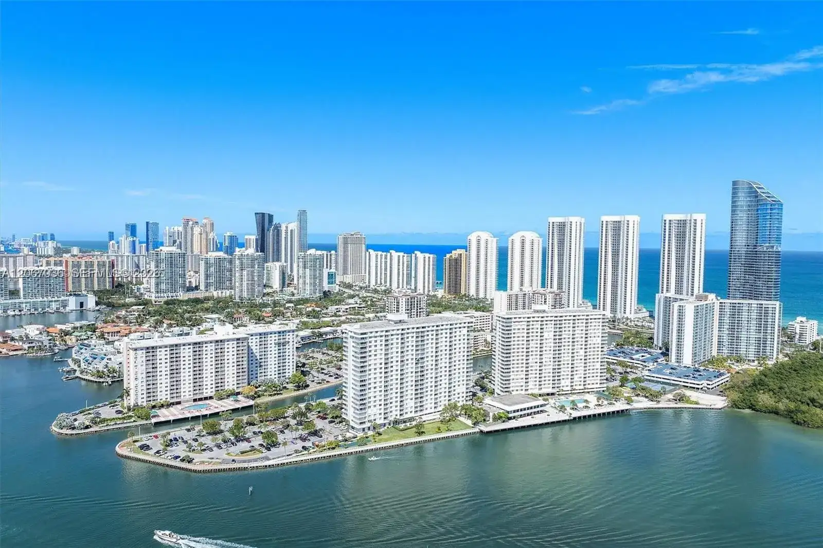 300 Bayview Dr # 508, Sunny Isles Beach FL 33160 photo 2