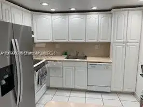 300 Bayview Dr # 508, Sunny Isles Beach FL 33160 photo 5
