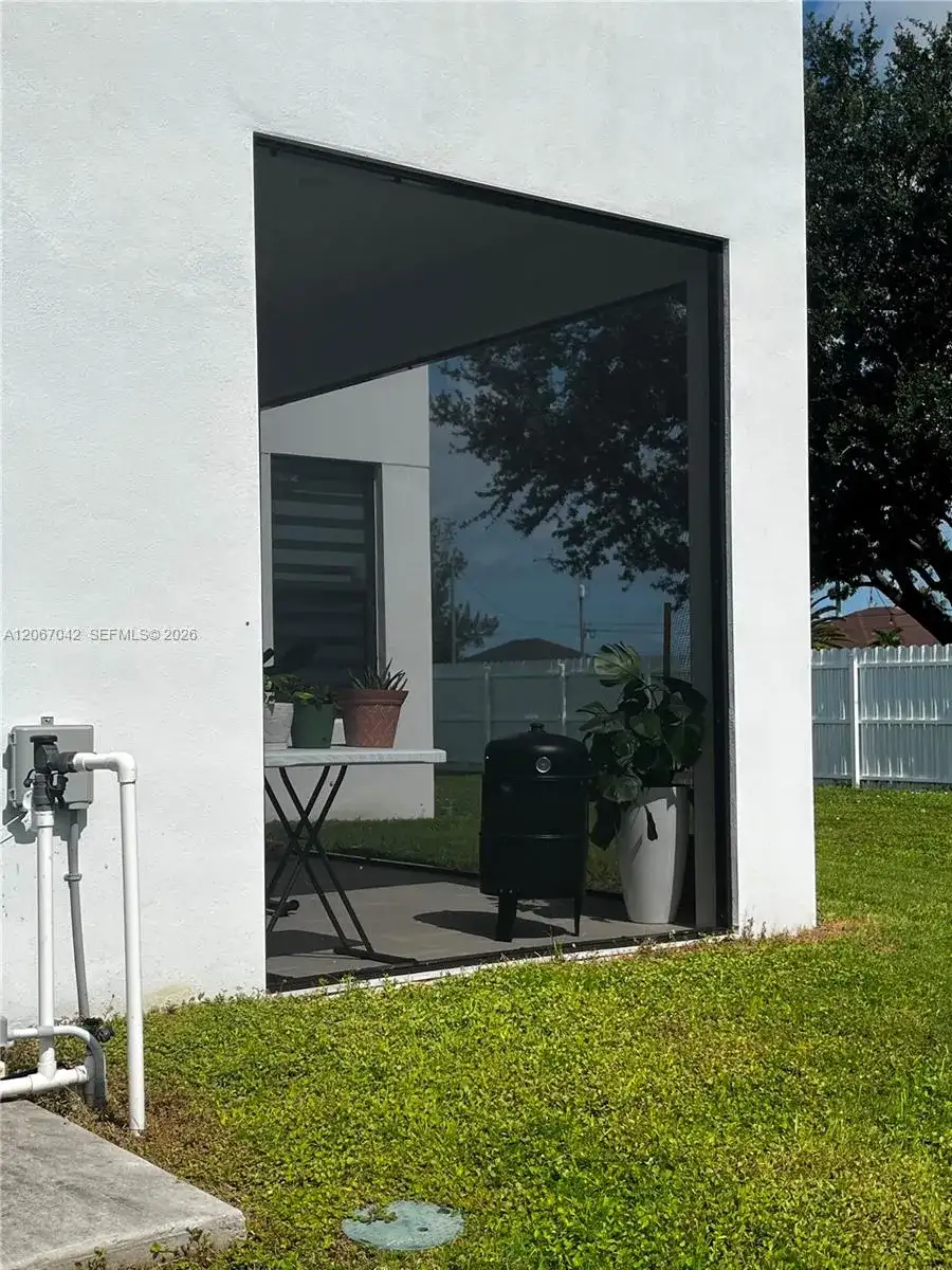 2001 NW EMBERS TERR, Cape Coral FL 33993 photo 3