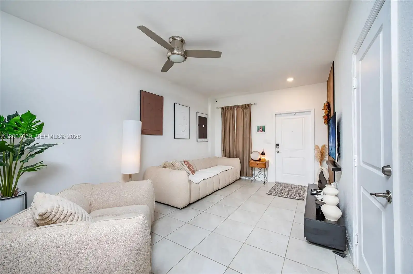 1116 SE 26th Ter, Homestead FL 33035 photo 3