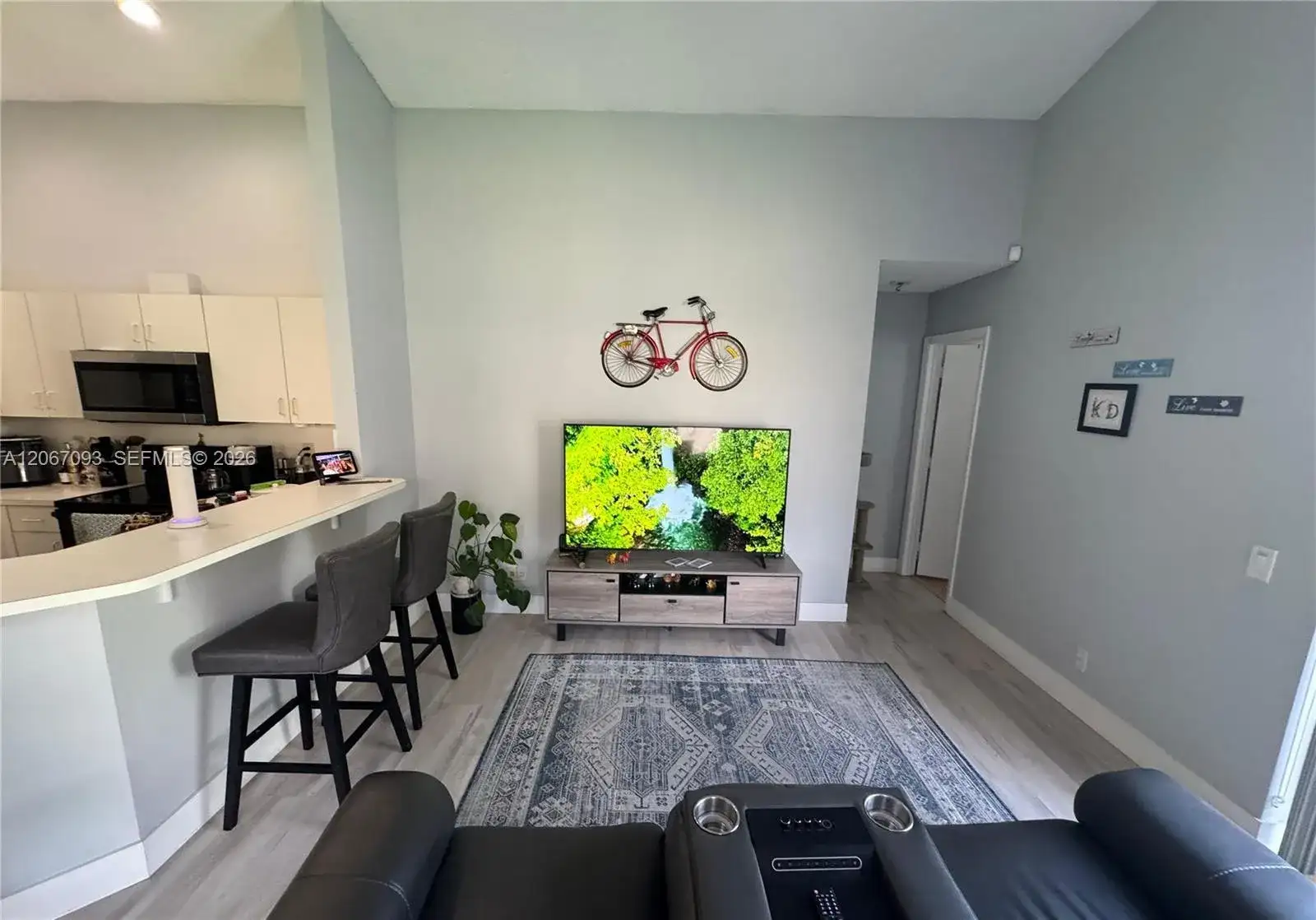 825 Falling Water Rd, Weston FL 33326 photo 5