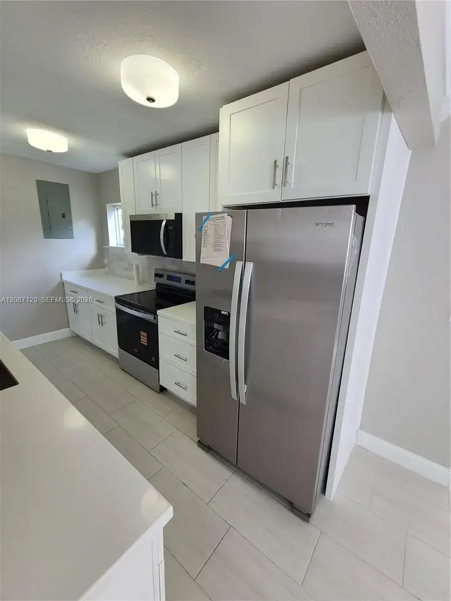 1240 NE 207th Ter, Miami FL 33179 photo 3