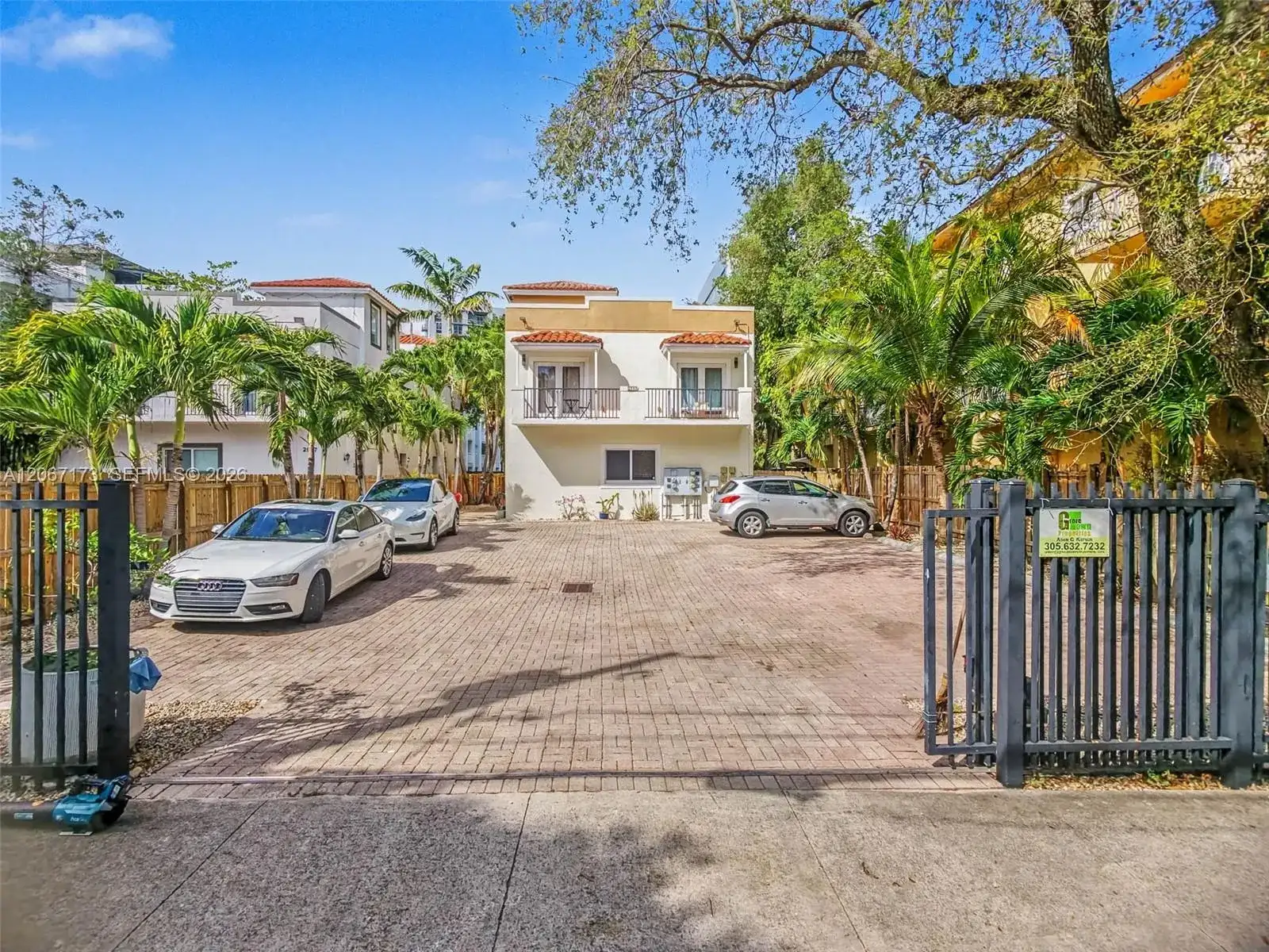 2945 Coconut Ave # 2, Miami FL 33133 photo 2