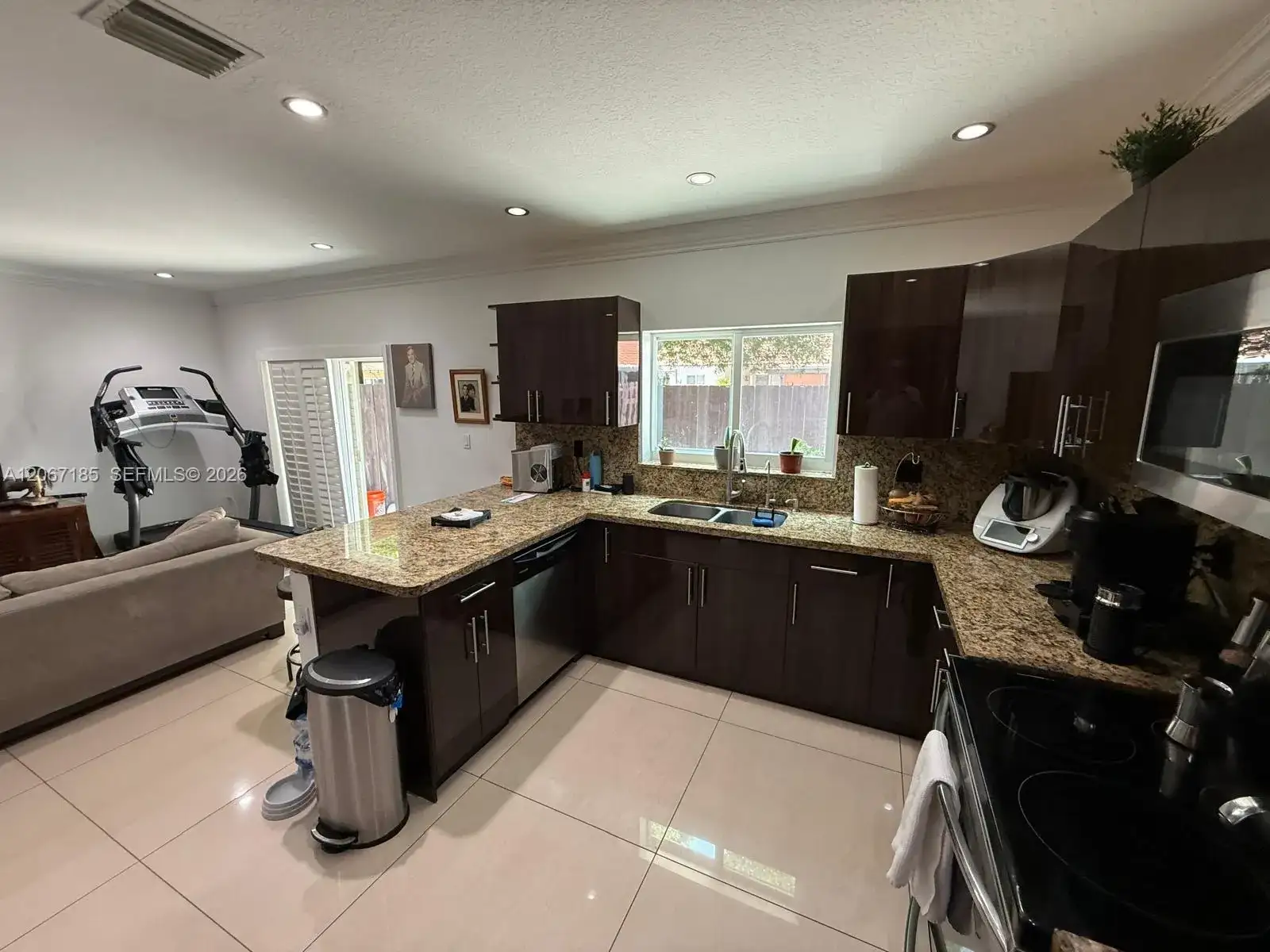 16232 SW 57th Ln, Miami FL 33193 photo 5