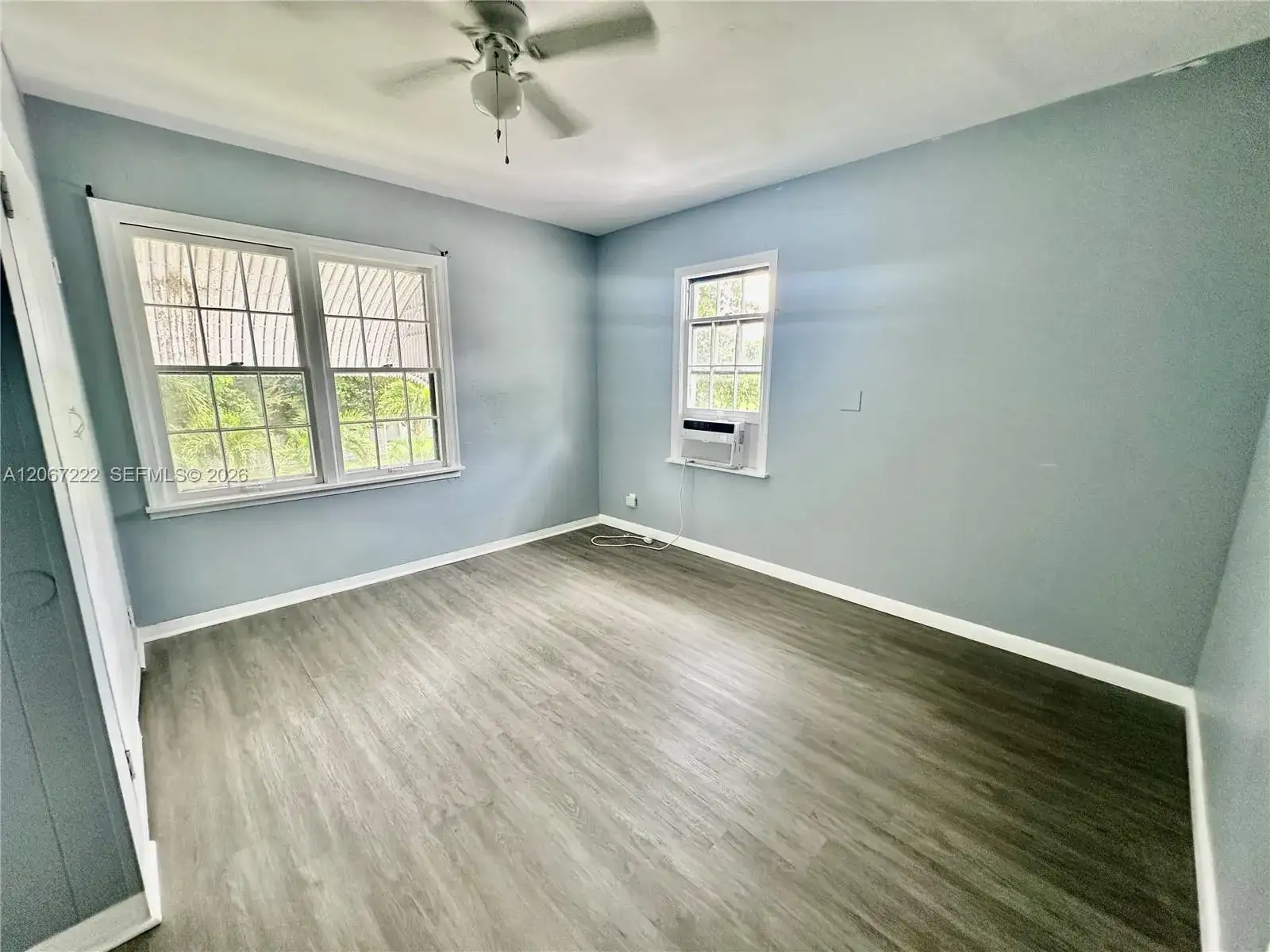 1260 NE 115th St # 4, Miami FL 33161 photo 2