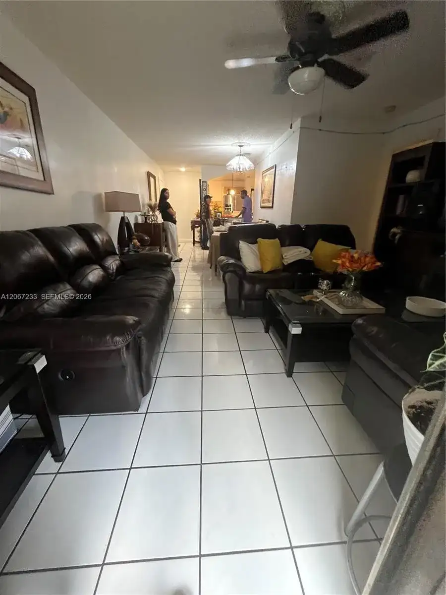 8851 NW 119 ST # 5222, Hialeah Gardens FL 33018 photo 2