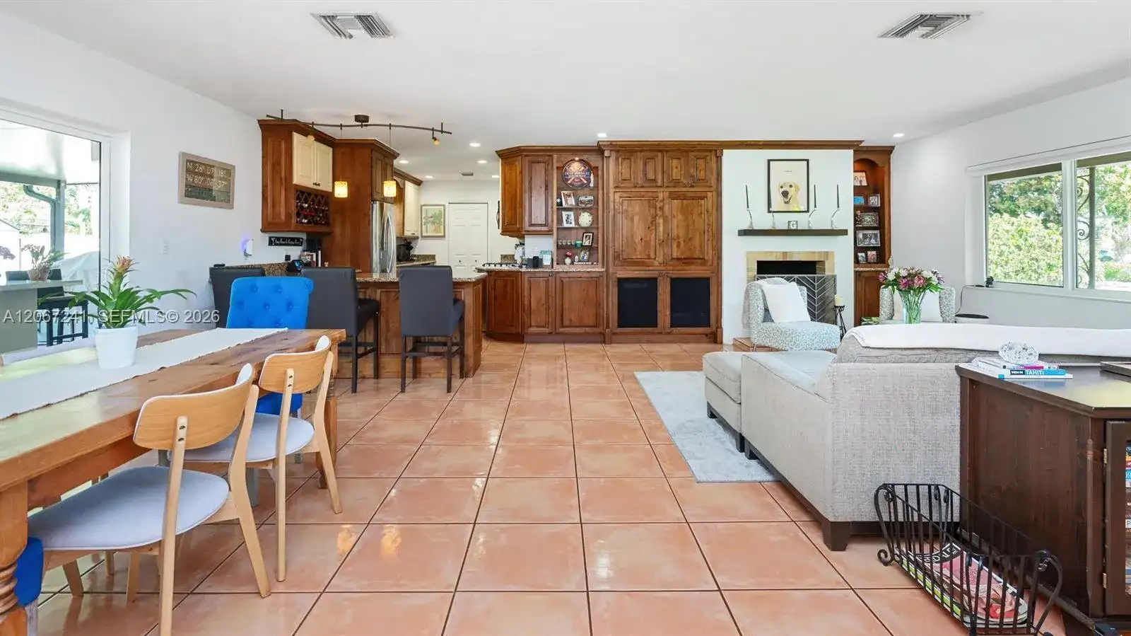 2549 NE 27th Ave, Fort Lauderdale FL 33305 photo 4