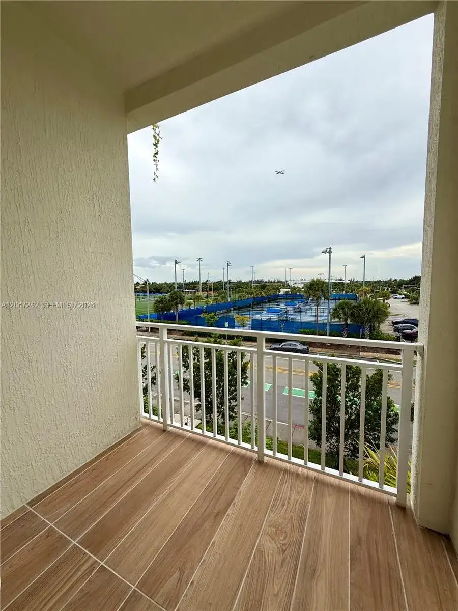 11150 NW 82nd St # 308, Doral FL 33178 photo 3