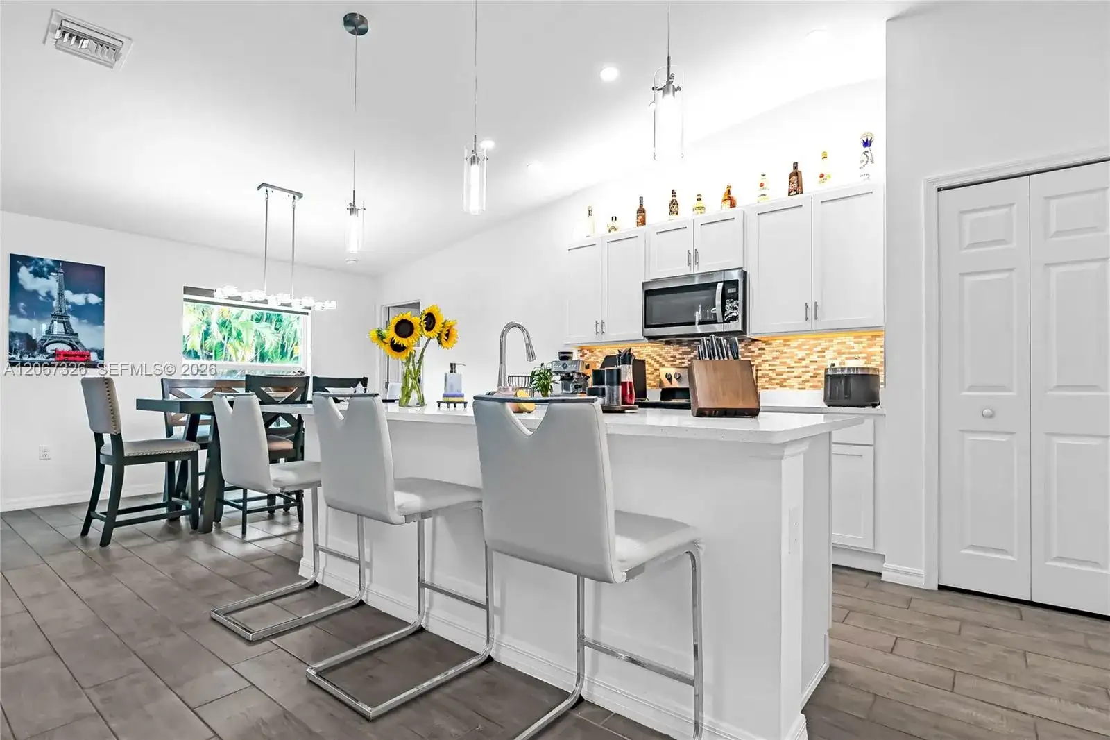 1307 1307 SW 13th Ter, Cape Coral FL 33991 photo 5