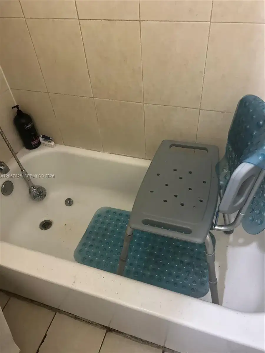 801 NW 47th Ave # 216W, Miami FL 33126 photo 3