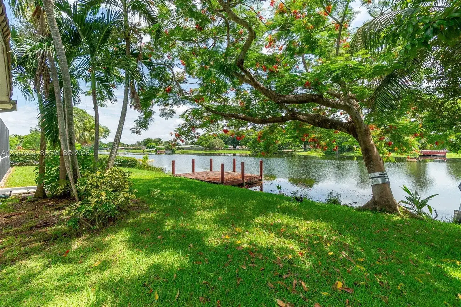 1731 NW 108th Ave, Pembroke Pines FL 33026 photo 2
