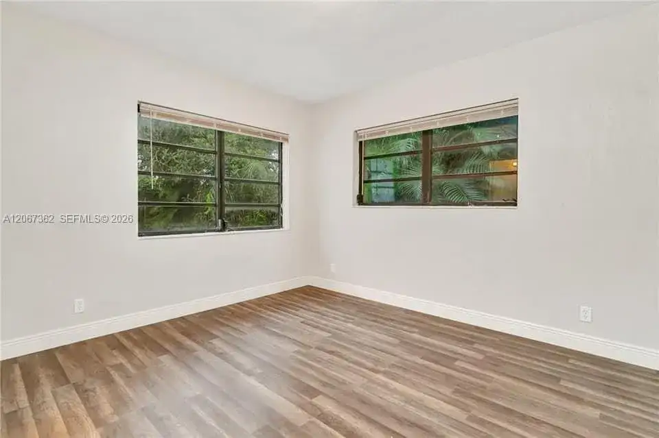 486 W Evanston Cir, Fort Lauderdale FL 33312 photo 5