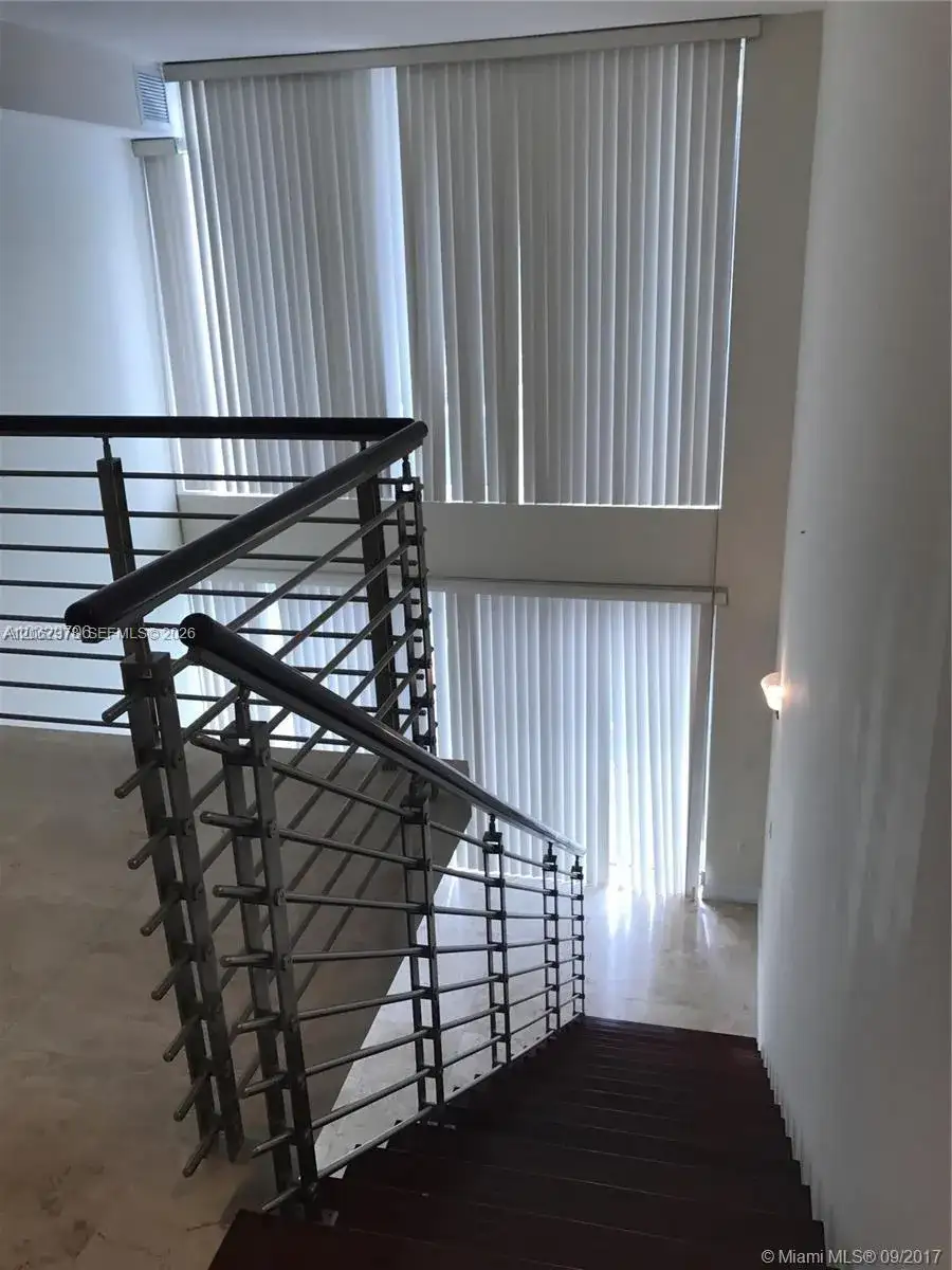 41 SE 5th St # 1606, Miami FL 33131 photo 5