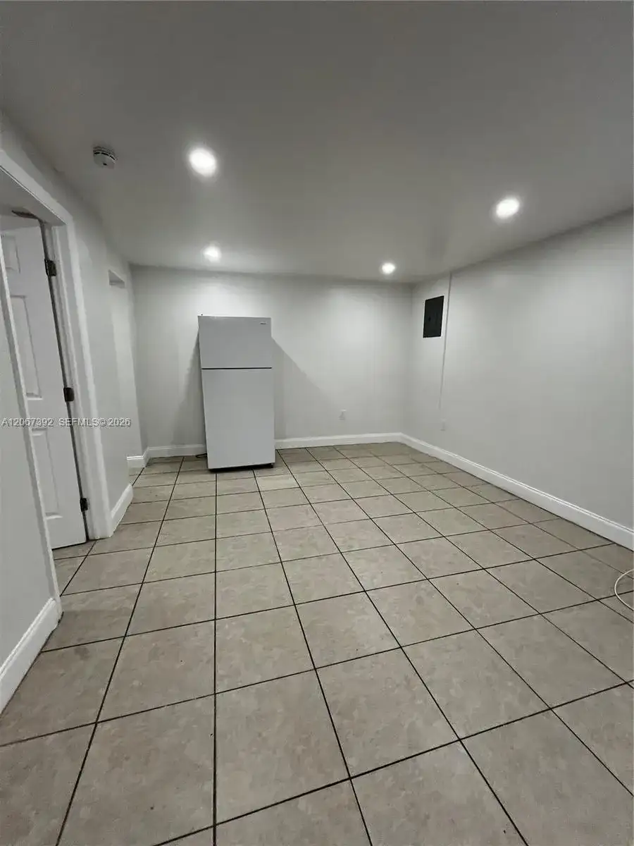 5926 Wiley St # 1, Hollywood FL 33023 photo 2