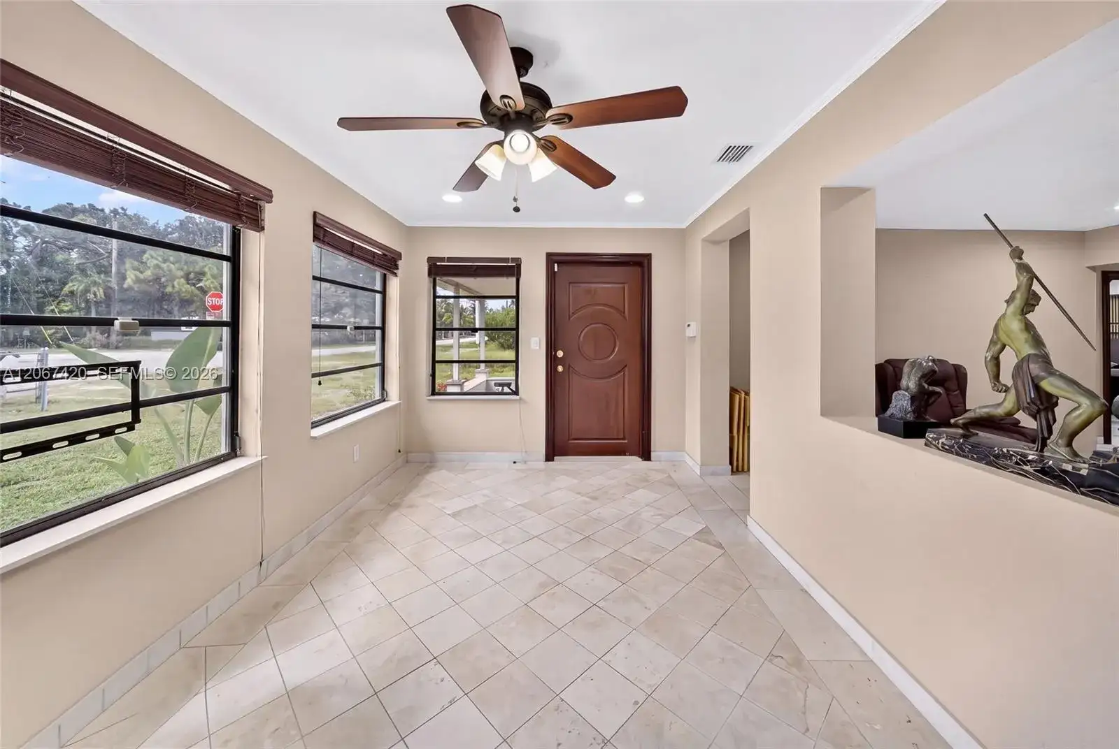 15130 S River Dr, Miami FL 33169 photo 4