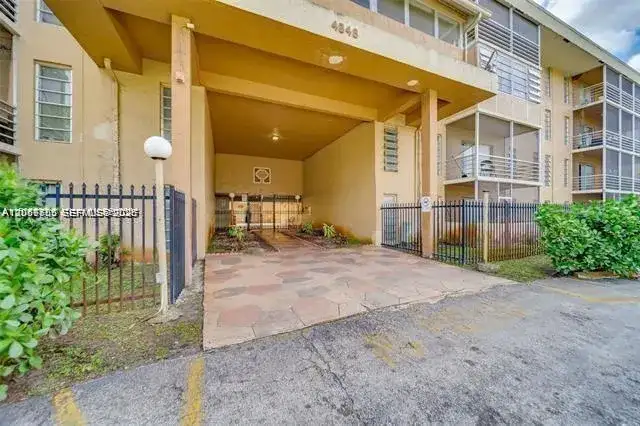 4848 NW 24th Ct # 230, Lauderdale Lakes FL 33313 photo 2