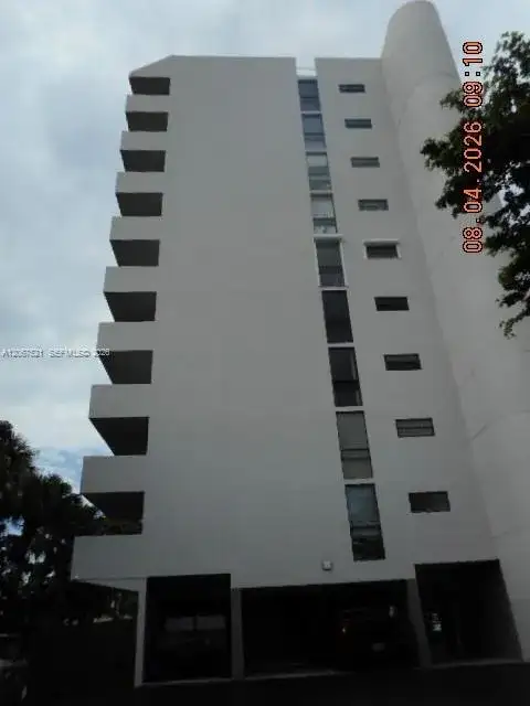 4800 Bayview Dr # 802, Fort Lauderdale FL 33308 photo 3
