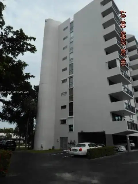 4800 Bayview Dr # 802, Fort Lauderdale FL 33308 photo 4
