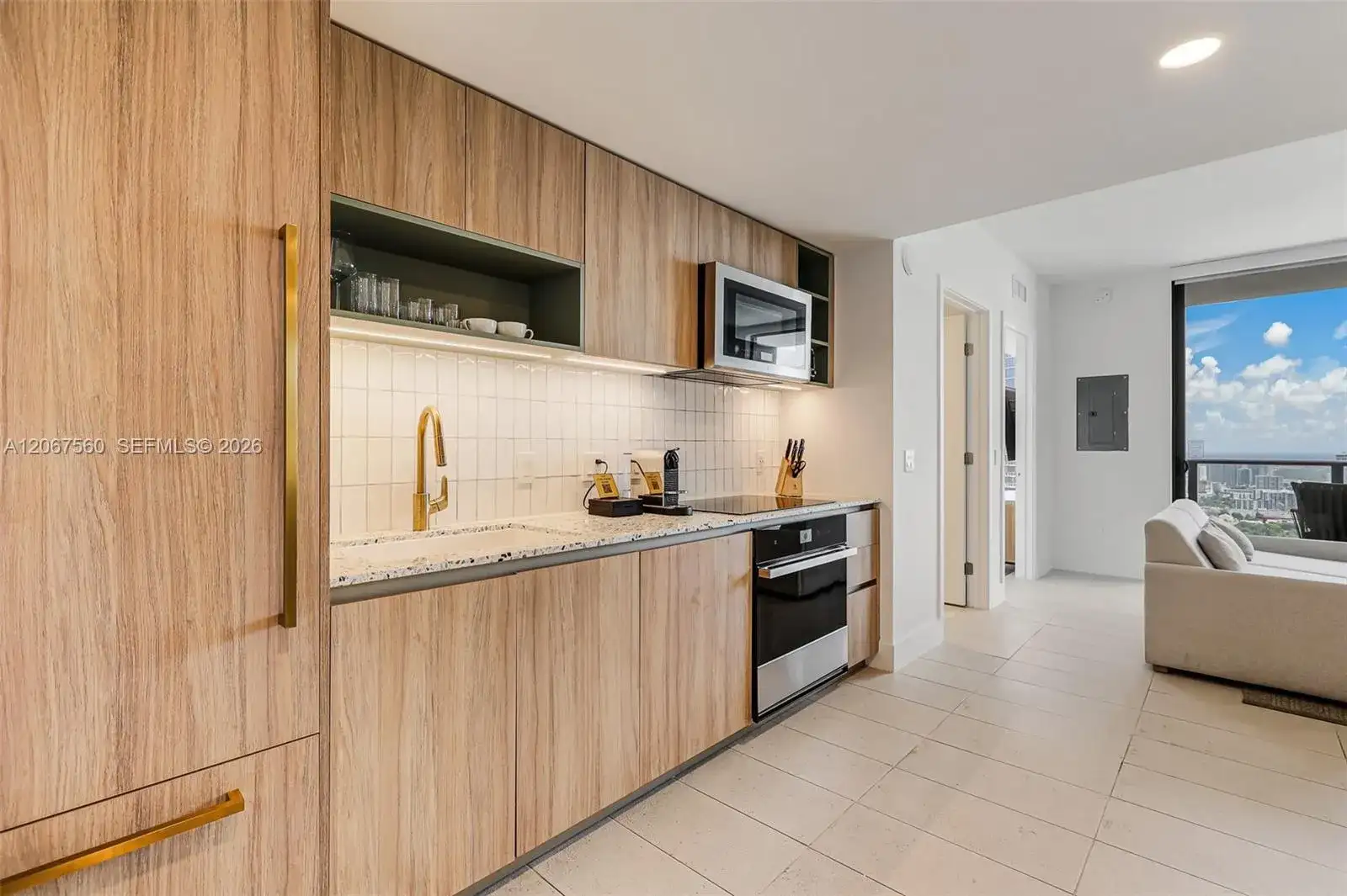 159 NE 6th St # 4713, Miami FL 33132 photo 4