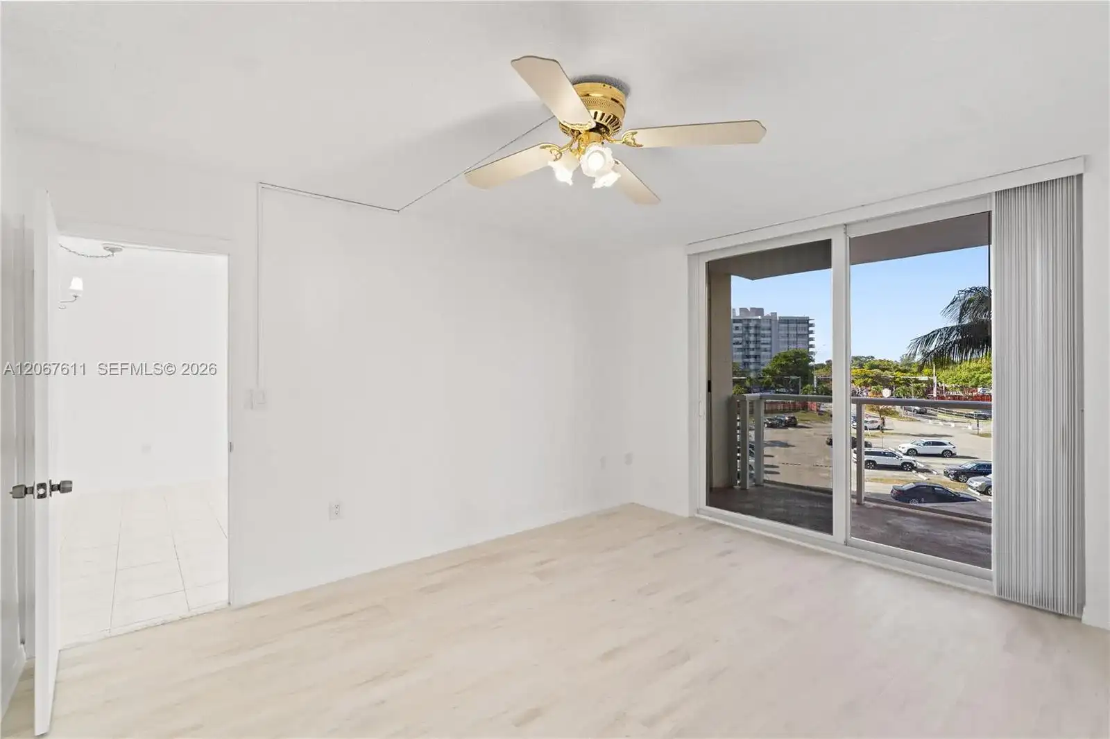 1351 NE Miami Gardens Dr # 301E, Miami FL 33179 photo 4