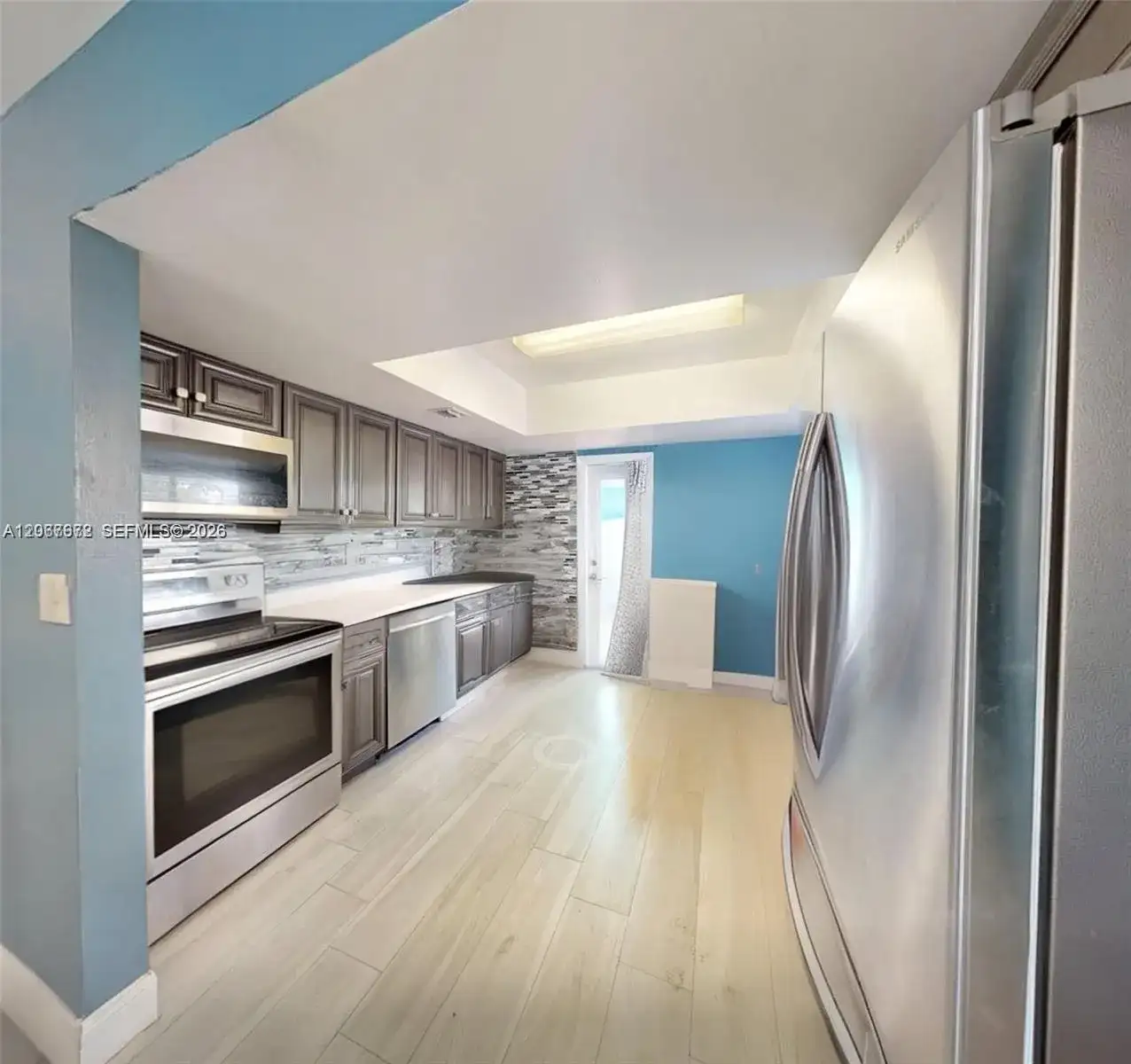 2411 Thomas St, Hollywood FL 33020 photo 3