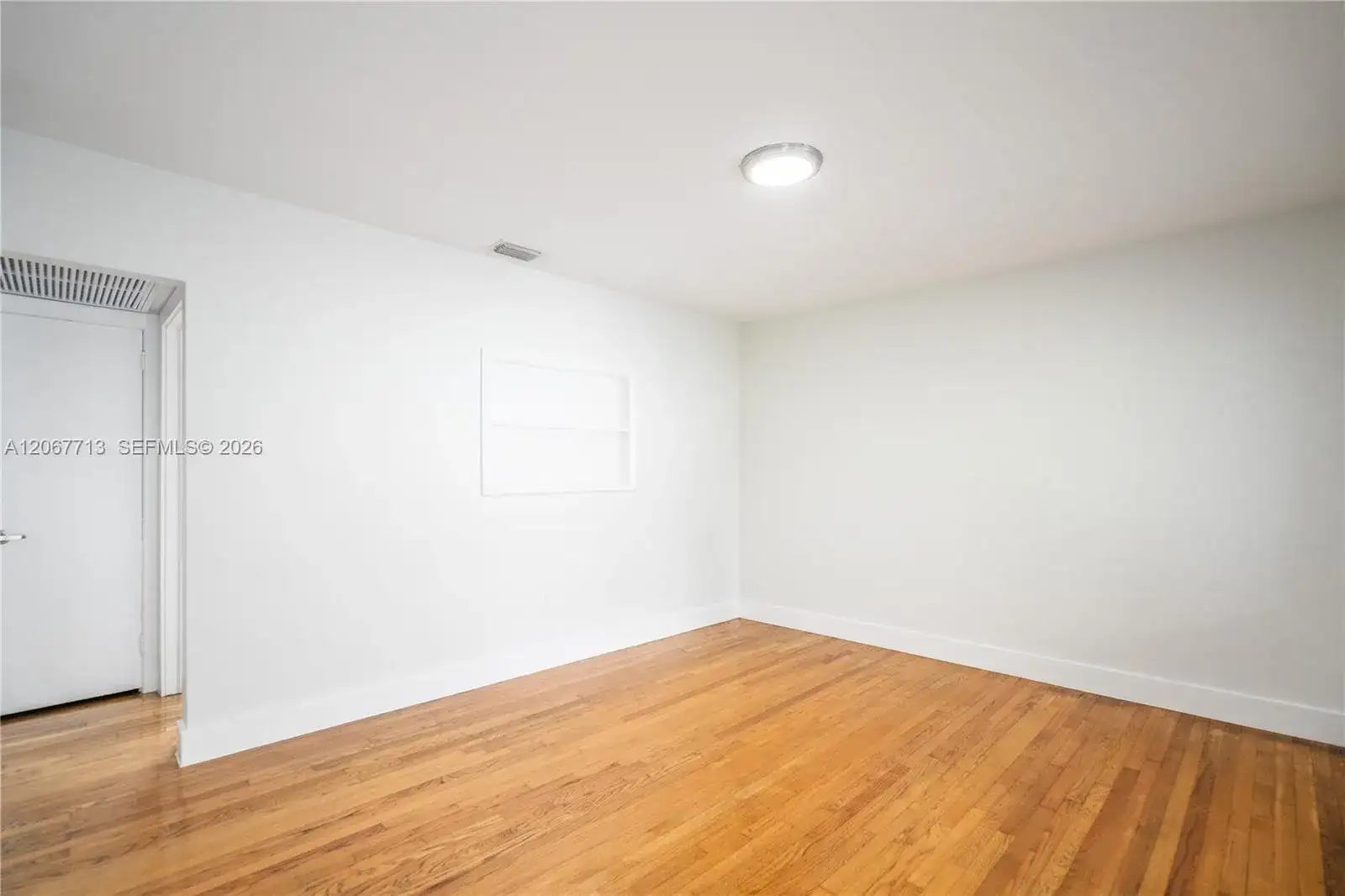 117 S Shore Dr # 8, Miami Beach FL 33141 photo 4