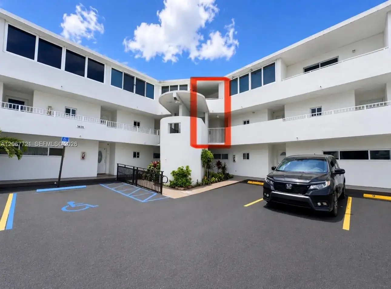 5611 W 25th Ct # 8A, Hialeah FL 33016 photo 3