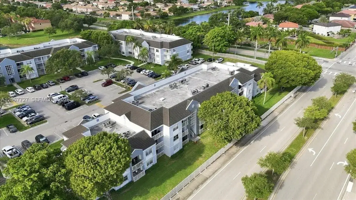 8660 SW 212th St # 306, Cutler Bay FL 33189 photo 4