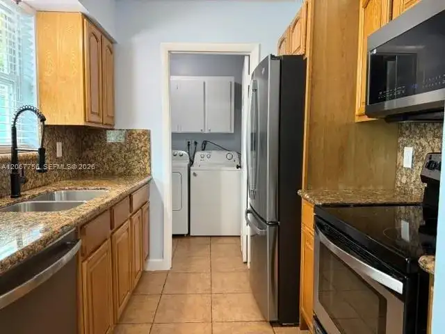 516 SW 14th Ct # 516, Fort Lauderdale FL 33315 photo 5