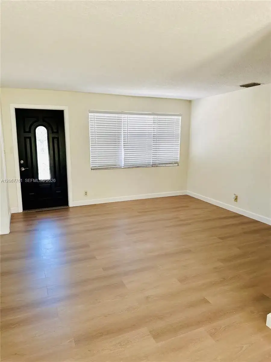1921 SW 48th Ave, Fort Lauderdale FL 33317 photo 2