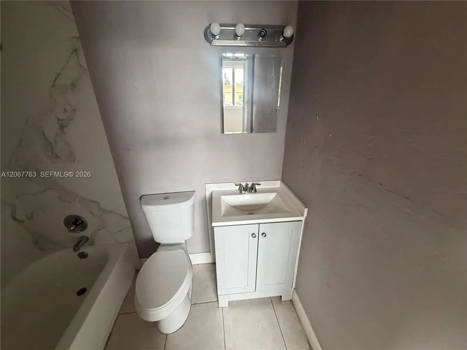 612 NW 2nd Ave # 1, Hallandale Beach FL 33009 photo 4