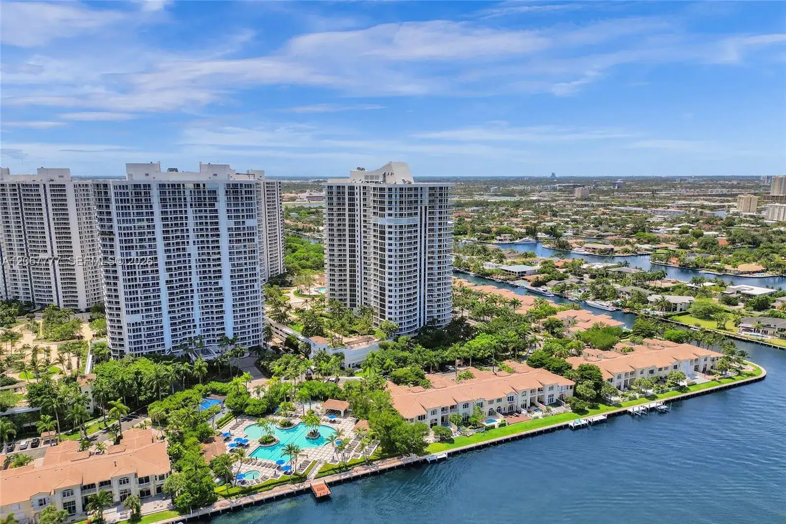21200 Point Place # 403, Aventura FL 33180 photo 4