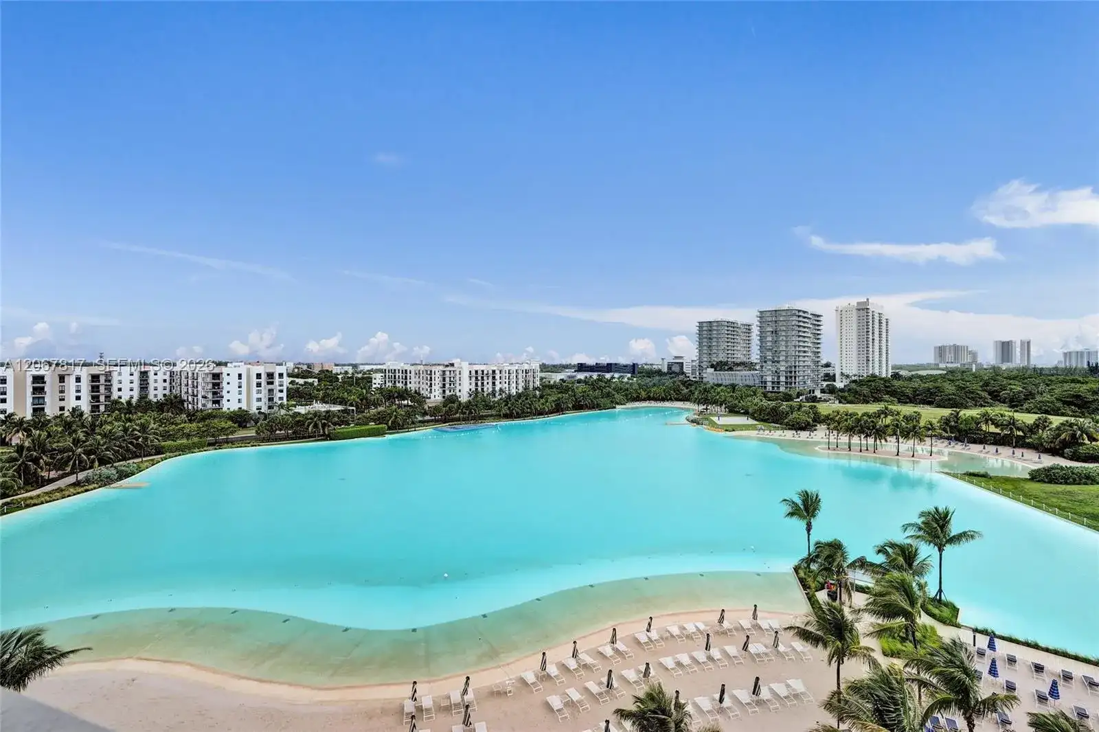 2411 Laguna Cir # 1805, North Miami FL 33181 photo 5