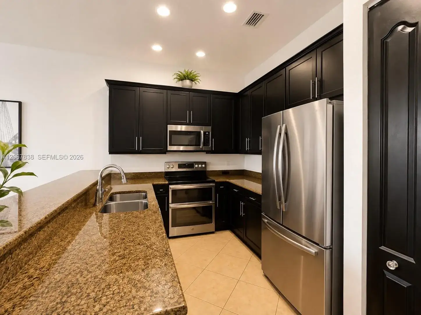 14708 SW 6th St # 14708, Pembroke Pines FL 33027 photo 3