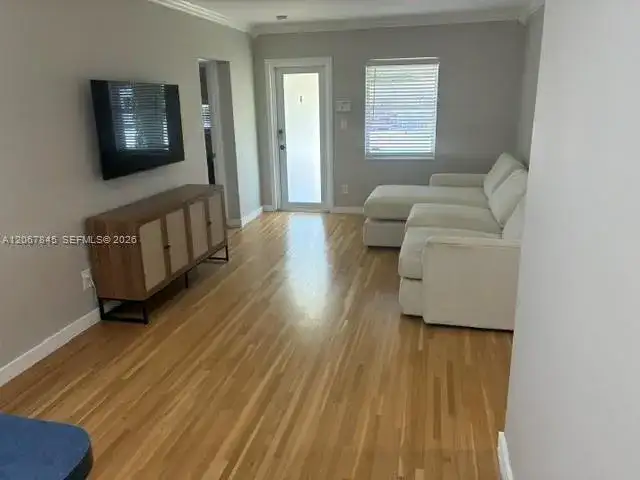 5886 SW 42nd St, Miami FL 33155 photo 3