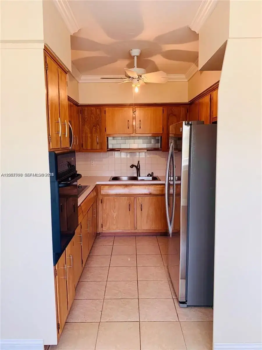 600 Layne Blvd # 233, Hallandale Beach FL 33009 photo 4
