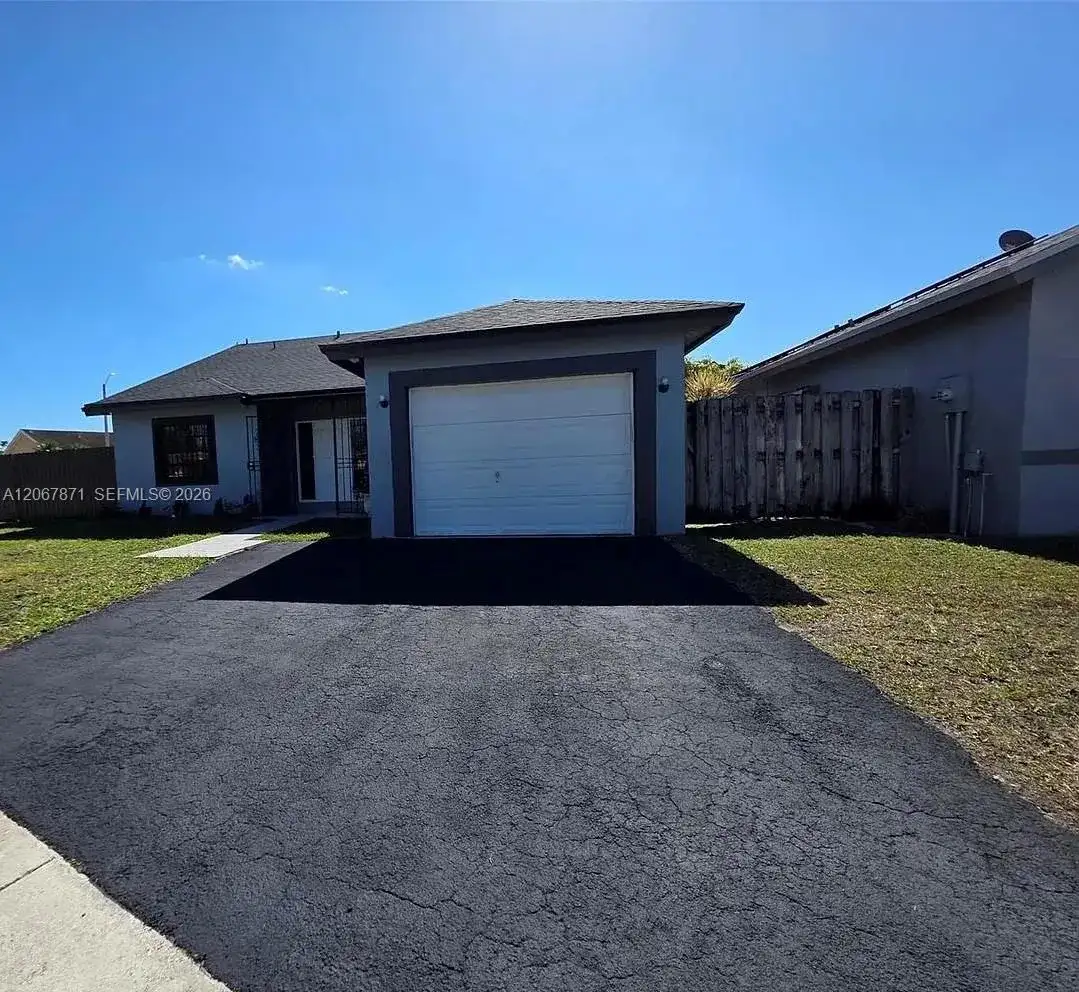 15238 SW 58th Ter, Miami FL 33193 photo 2