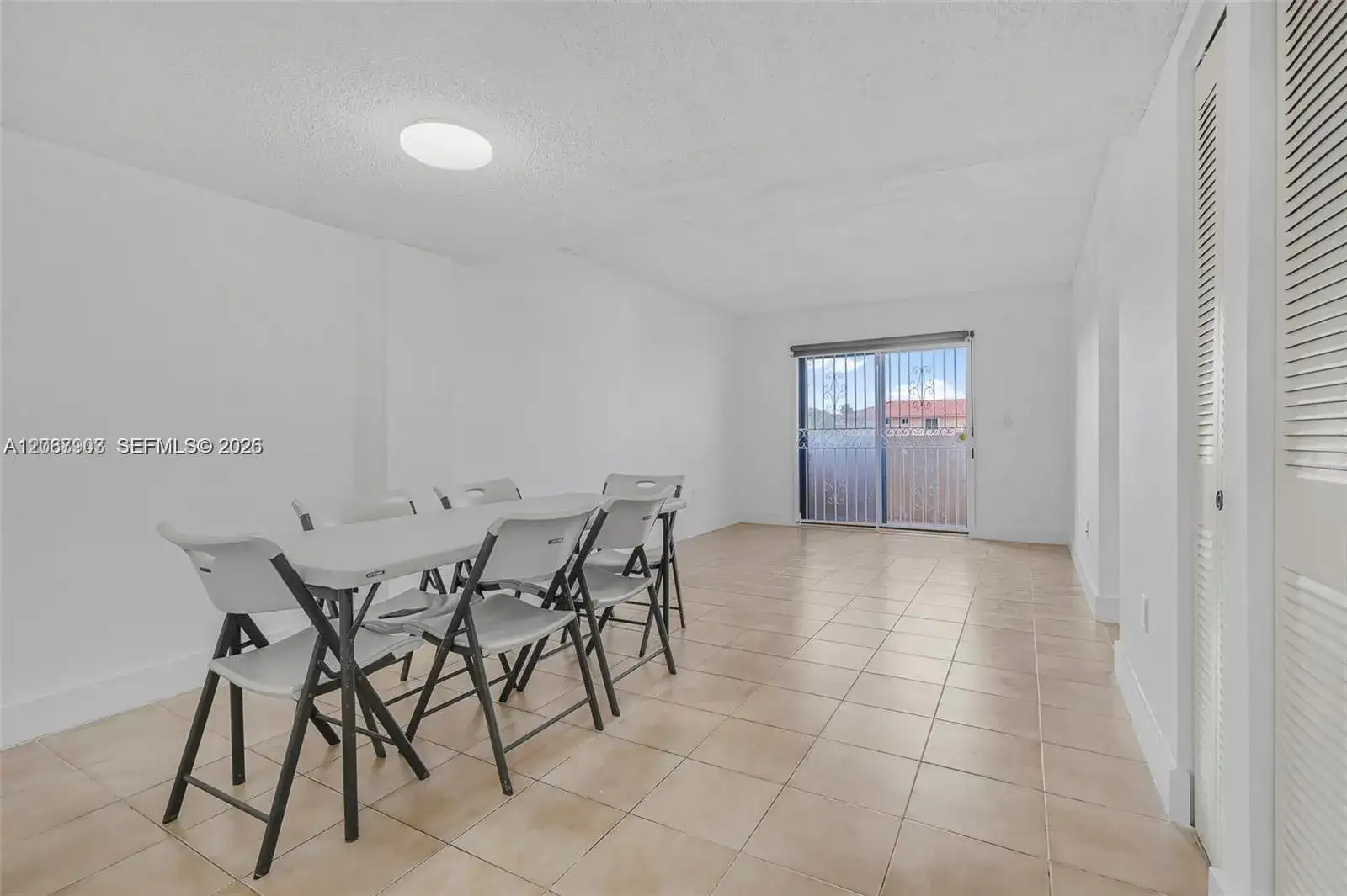 8095 NW 8th St # 215, Miami FL 33126 photo 5