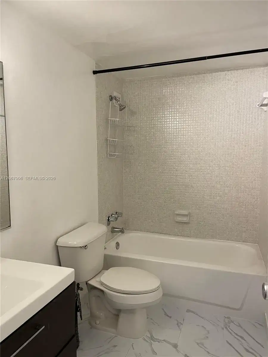 1000 West Ave # 605, Miami Beach FL 33139 photo 3