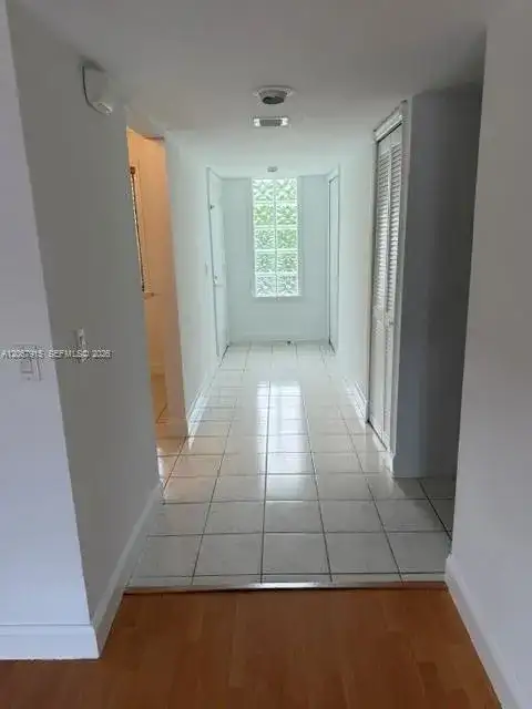 164 Lakeview Dr # 204, Weston FL 33326 photo 3