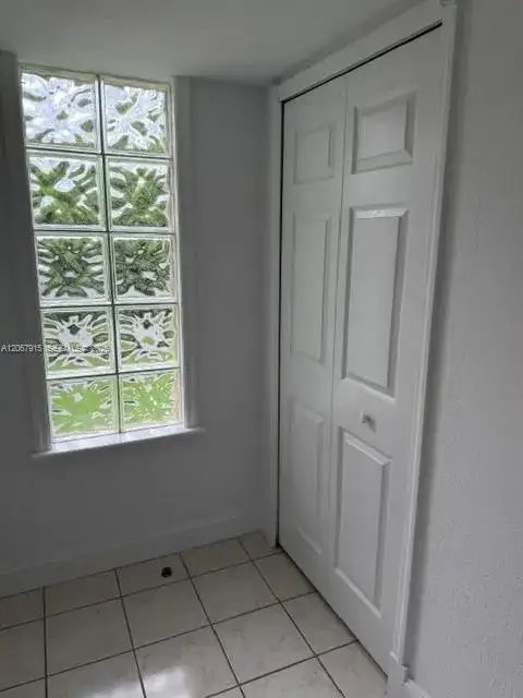 164 Lakeview Dr # 204, Weston FL 33326 photo 4