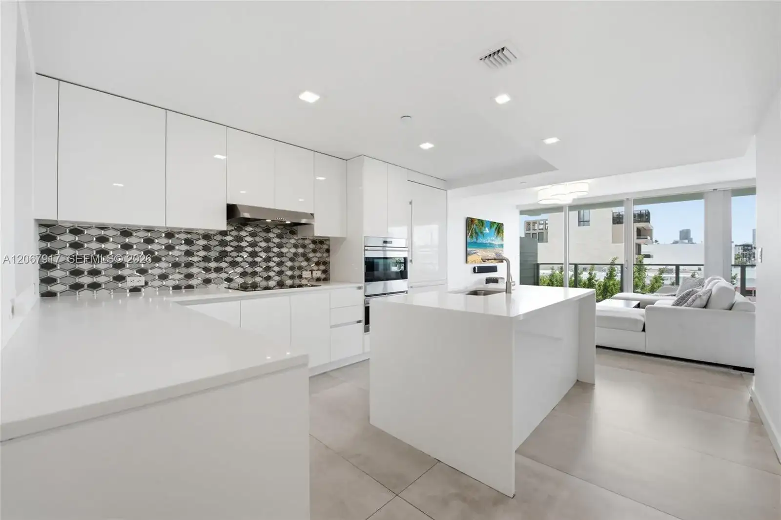 1201 20th St # 410, Miami Beach FL 33139 photo 2